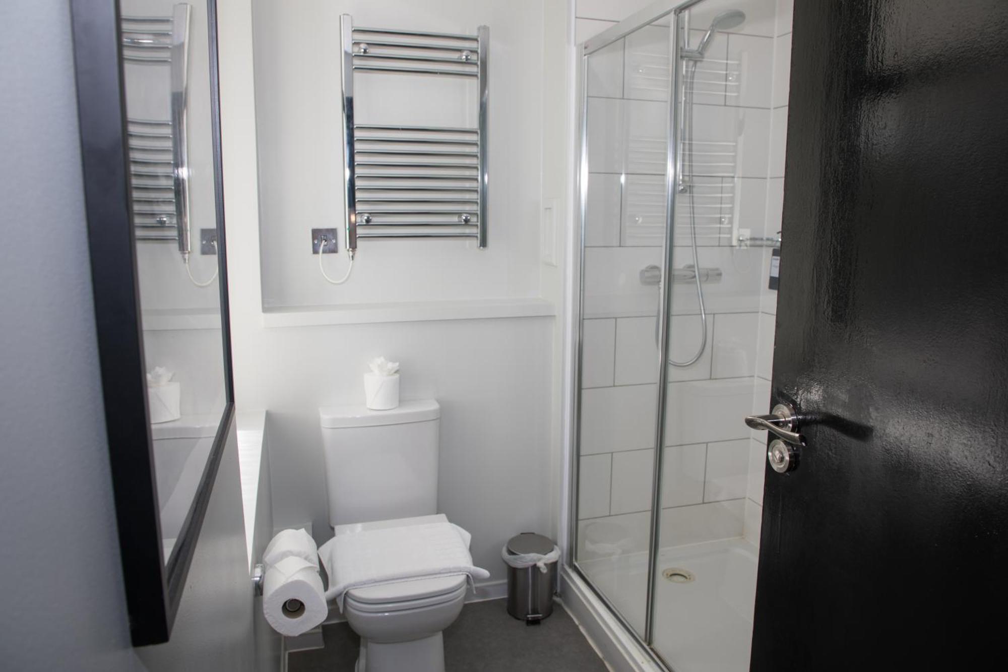 Park Inn By Radisson Bournemouth Esterno foto