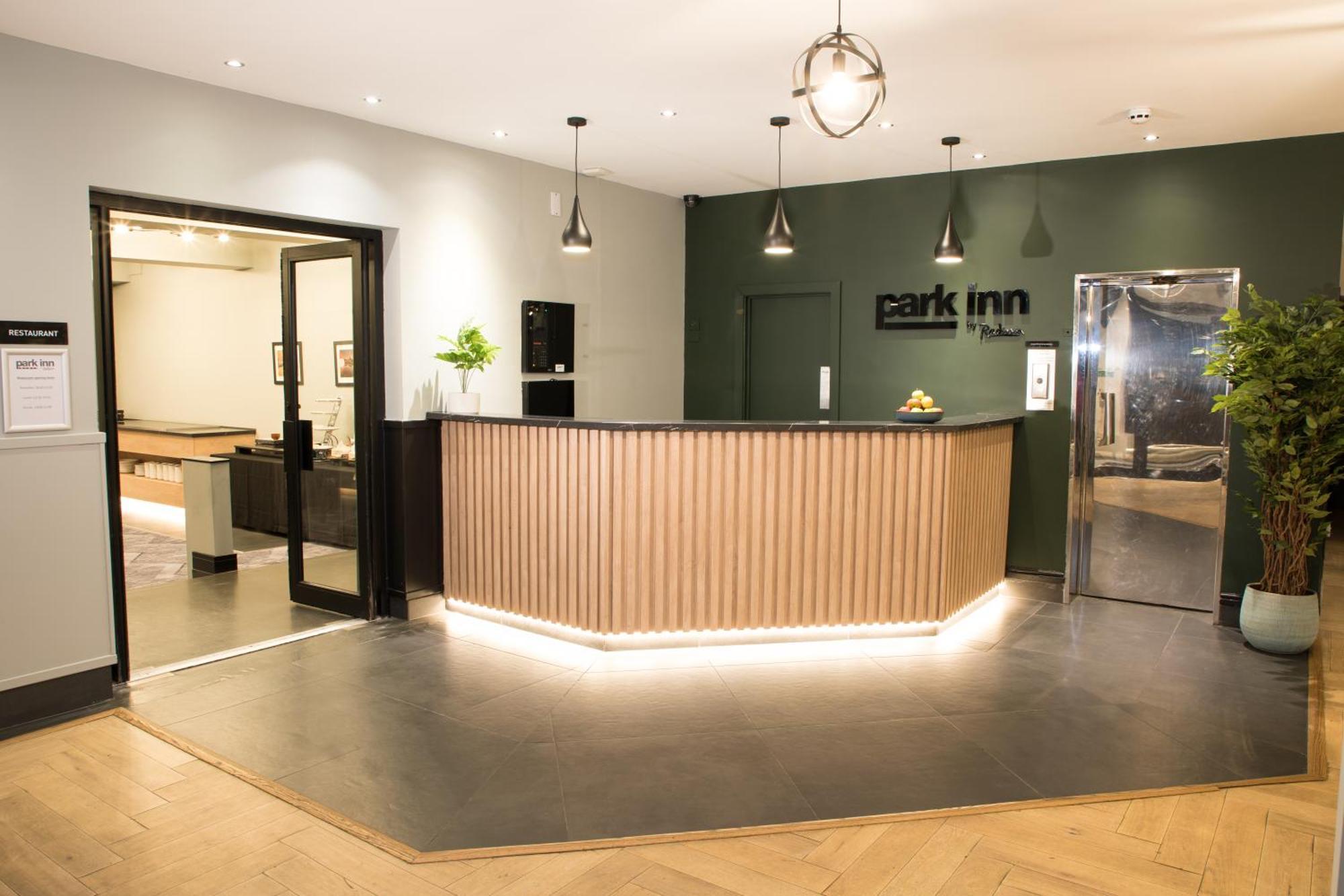 Park Inn By Radisson Bournemouth Esterno foto