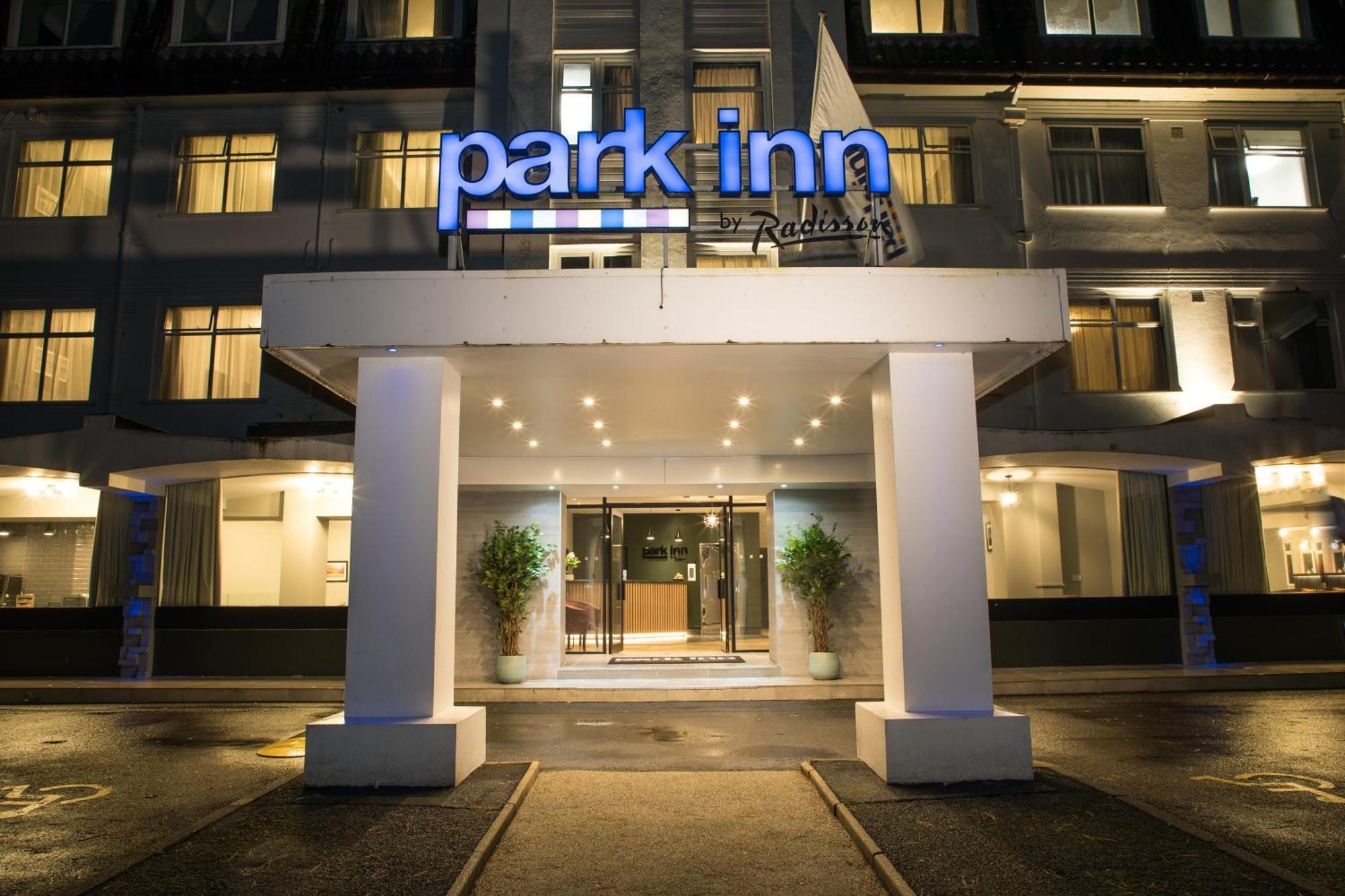 Park Inn By Radisson Bournemouth Esterno foto